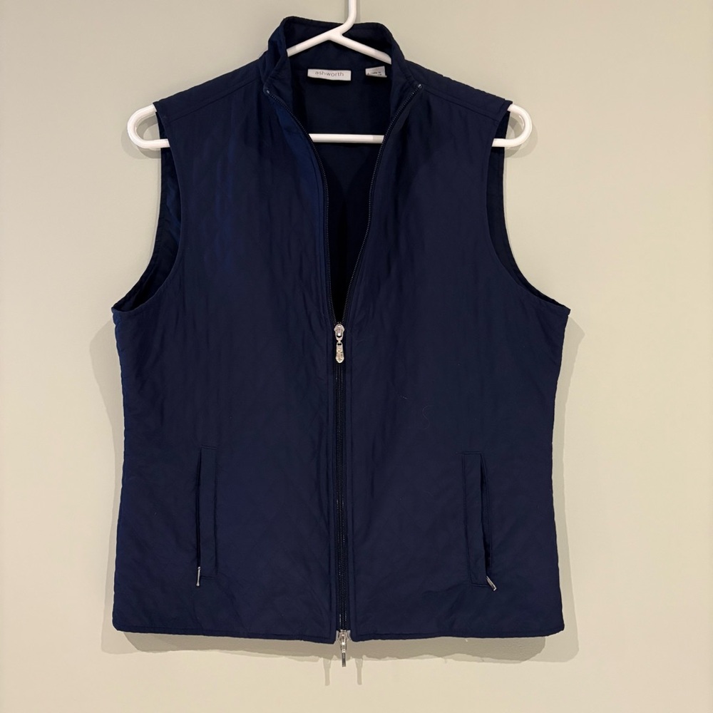 ☀️Ashworth Dark Blue Sleeveless Vest